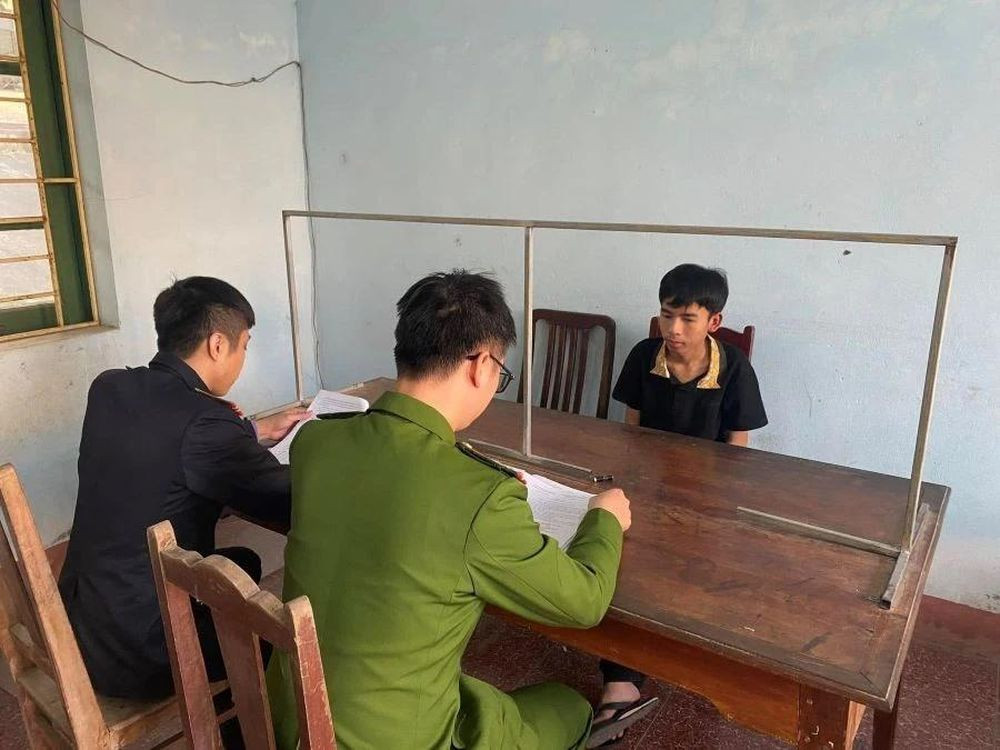 Bị khởi tố vì giao xe cho người không đủ điều kiện điều khiển Bi khoi to vi giao xe cho nguoi khong du dieu kien dieu khien