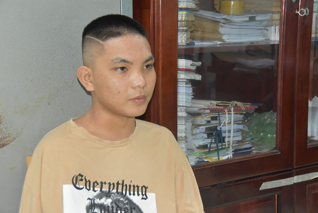 Tien Giang: Thieu no, 2 nam thanh nien ru nhau di cuop tiem vang