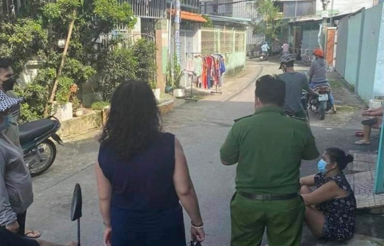 Qua khai thác đầu mối từ bà Diễm T. - mẹ của cháu D., khi con gái bị bắt cóc, bà có nghi ngờ vụ việc do một người trước đó có mâu thuẫn về tình cảm thực hiện. Ban đầu, các trinh sát tập trung điều tra theo hướng nghi vấn của gia đình nạn nhân, nhưng hướng điều tra này đi vào ngõ cụt. (Ảnh minh họa, nguồn internet) 