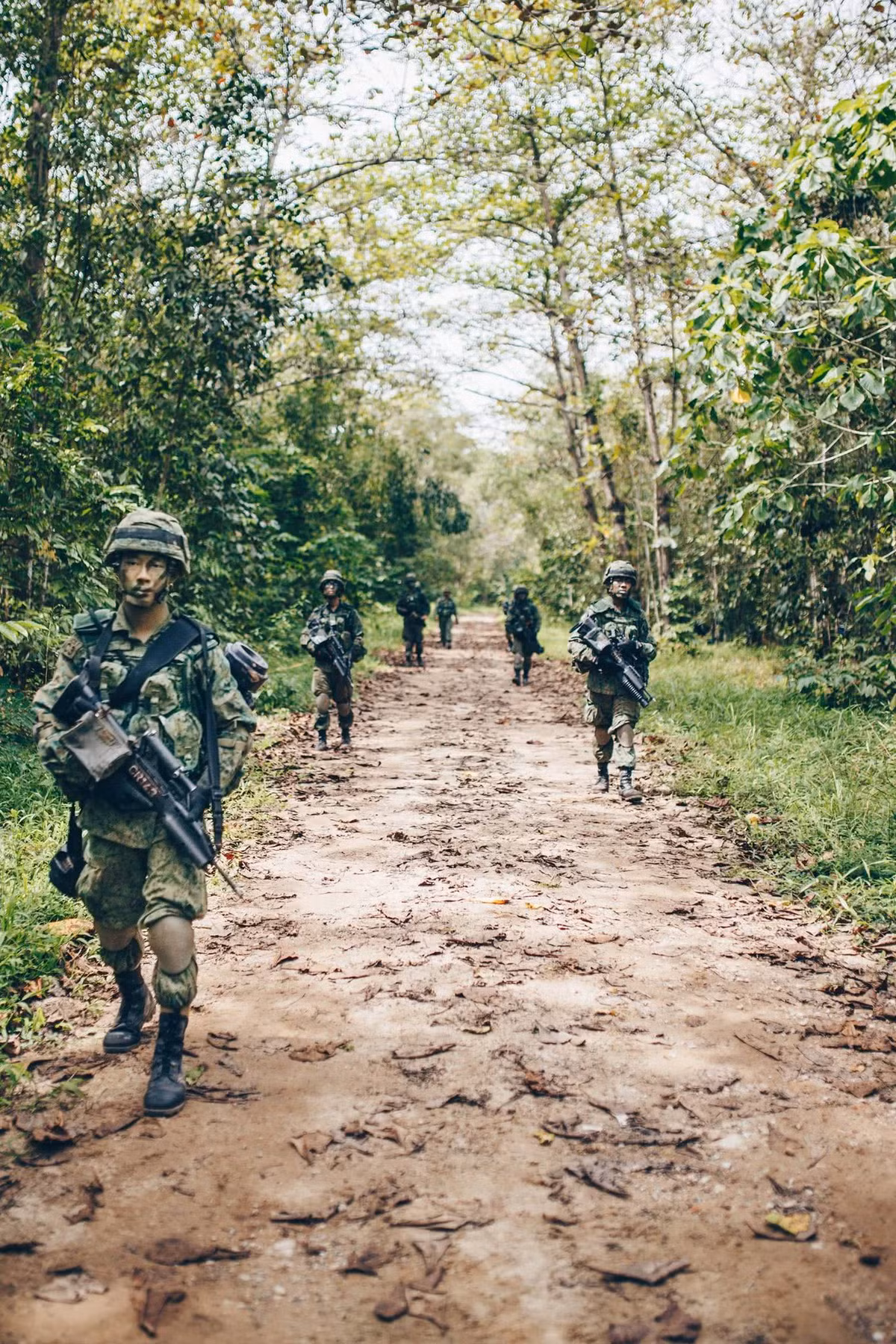 Để tham gia vào lực lượng đặc nhiệm, các ứng viên phải nhập ngũ ít nhất 9 tháng và phải vượt qua 2 vòng tuyển chọn, mỗi vòng kéo dài một tuần. Tuy nhiên, quá trình huấn luyện chỉ “thực sự” bắt đầu khi họ được gia nhập vào hàng ngũ lính đặc nhiệm.