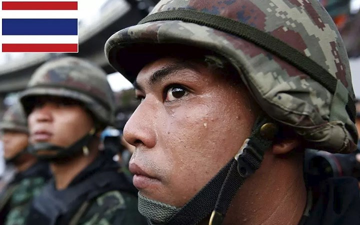 Thứ 20: Thái Lan - Ngân sách quốc phòng: 5,39 tỷ: Tổng số quân nhân: 627.425; Tổng số máy bay chiến đấu: 555; Xe tăng: 737; Xe chiến đấu thiết giáp: 2.614; Tàu hải quân: 81; Tàu khu trục: 1; Tàu ngầm: 0; Chỉ số sức mạnh: 0,3892.