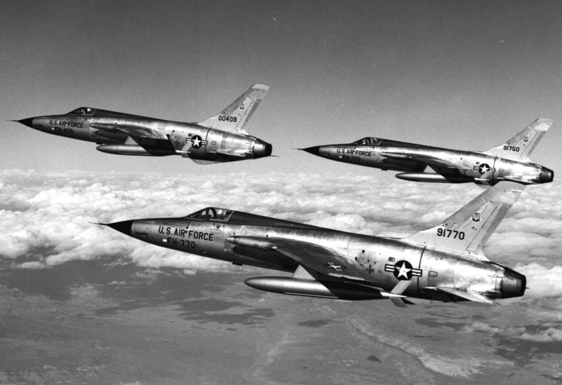 Số phận của F-105 trên bầu trời miền Bắc cũng giống như nhiều chiến đấu cơ hiện đại khác của Mỹ trong Chiến tranh Việt Nam. Ảnh: Armchair General.
