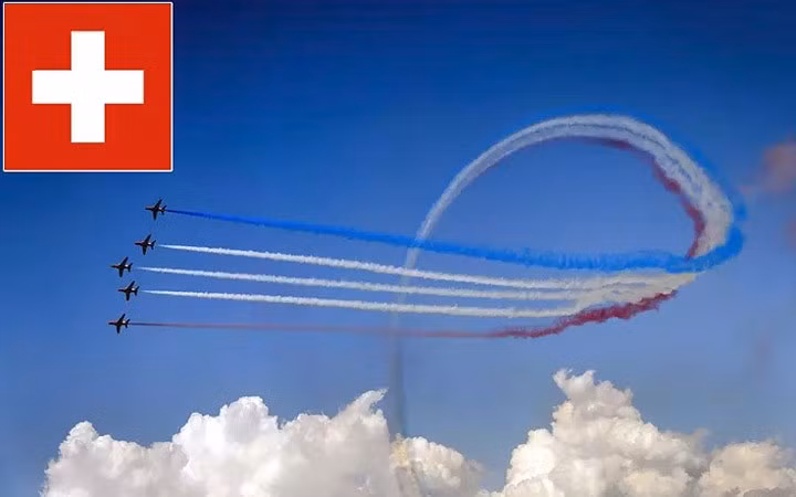 Thứ 37: Thụy Sỹ – Ngân sách quốc phòng: 4,83 tỷ USD; Tổng số quân nhân: 171.000; Tổng số máy bay chiến đấu: 183; Xe tăng: 134; Xe chiến đấu thiết giáp: 1.032; Tàu hải quân: 0; Tàu khu trục: 0; Tàu ngầm: 0; Chỉ số sức mạnh: 0,7098.