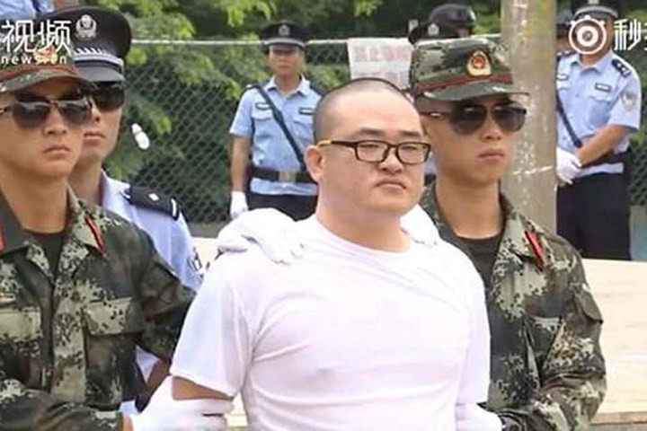 Việc tuyên án công khai như thế này là nhằm phổ biến hình phạt đến người dân và tạo sức răn đe đối với các tên tội phạm ma túy tương lai.