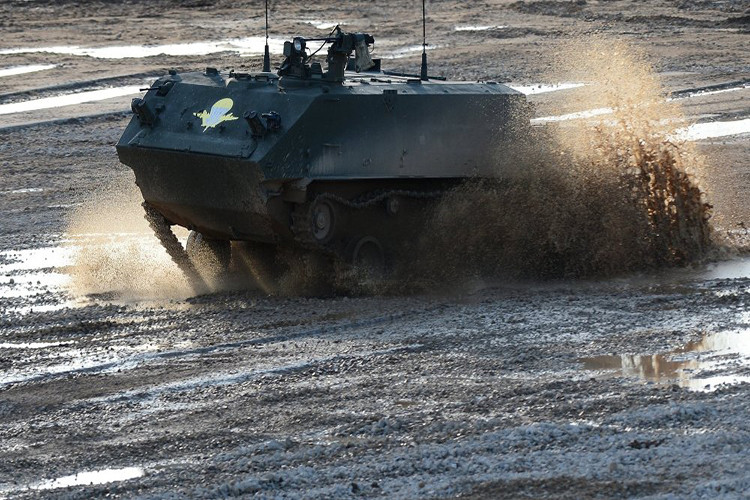 Ở thời điểm hiện tại VDV được trang bị ít nhất 5 mẫu xe bọc thép đổ bộ đường không khác nhau gồm BMD-2, BMD-3, BMD-4, BTR-MD Rakushka và nhiều cái tên khác. Và tất cả chúng trong tương lai gần đều sẽ sử dụng hệ thống dù "Bakhcha-U-PDS". Nguồn ảnh: Sputnik.