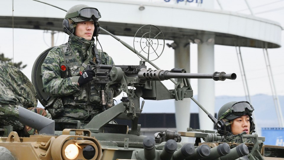 Binh sĩ Hàn Quốc tham gia tập trận mùa Đông với Quân đội Mỹ tại Hàn Quốc năm 2017. Ảnh: Reuters