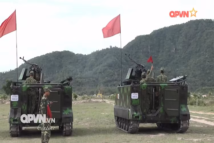 Được biết từ năm 2017, Tư lệnh quân khu 9 giao Cục Kỹ thuật quân khu nhiệm vụ khoa học “Nghiên cứu lắp đặt vũ khí lên xe thiết giáp”. Mục tiêu chính nhiệm vụ là cải tiến vũ khí trang bị kỹ thuật hiện có, nhằm nâng cao tính cơ động trong chiến đấu mang tính chất đặc thù của Quân khu. Nguồn ảnh: QPVN.