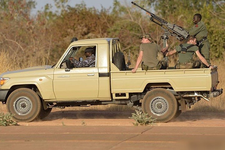 Cuộc chiến thập niên 1980 giữa Chad và Libya được gọi là cuộc Chiến tranh Toyota do hai bên sử dụng xe ô tô Land Cruiser ở mức độ rất cao.