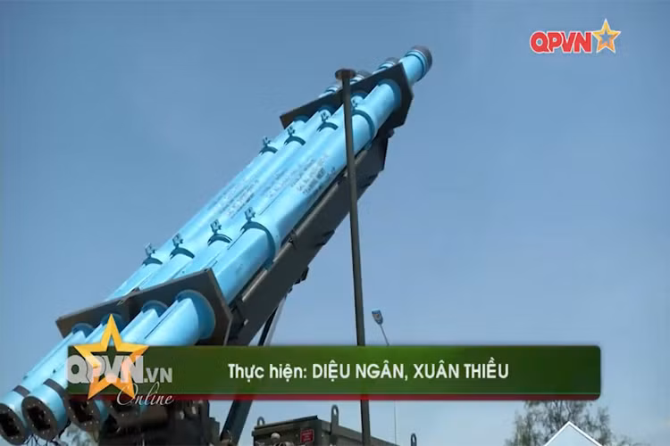 Qua kinh nghiệm thực tế triển khai diễn tập bắn tên lửa trúng mục tiêu trực tiếp năm 2014 và 2017, Lữ đoàn 685 cùng các đơn vị tên lửa bờ Quân chủng Hải quân đã nắm bắt và đánh mục tiêu giả định một cách chính xác. Từ đó tạo niềm tin cho bộ đội về vũ khí mới trong tác chiến. Nguồn ảnh: QPVN.