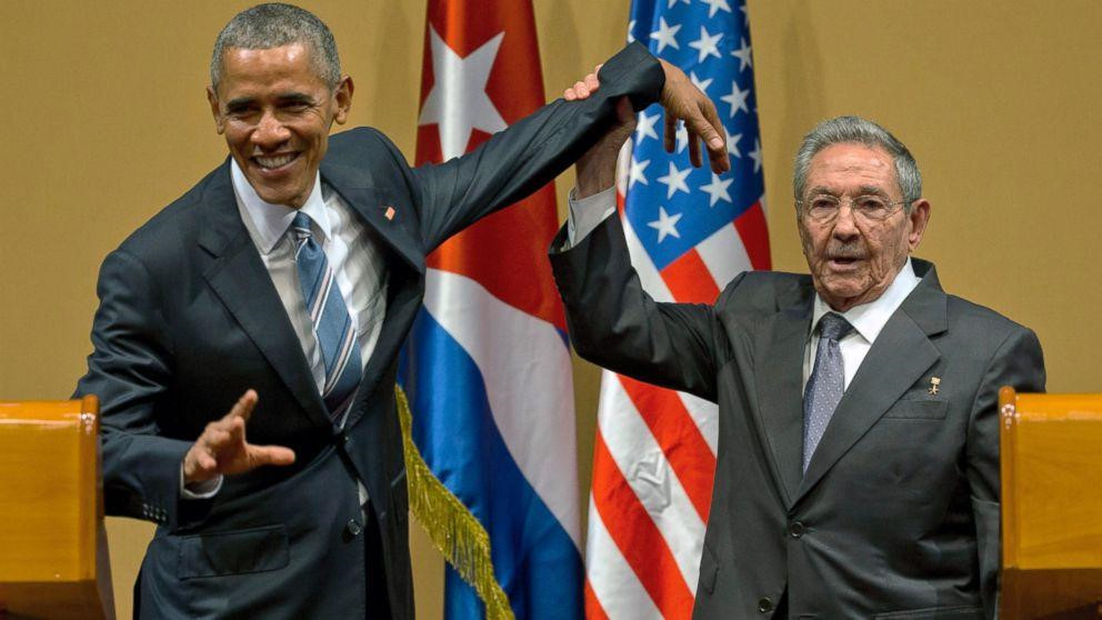 Cuộc họp báo chung "sóng gió" giữa cựu tổng thống Obama và nhà lãnh đạo Cuba ngày 21/3/2016. Ảnh: AP.