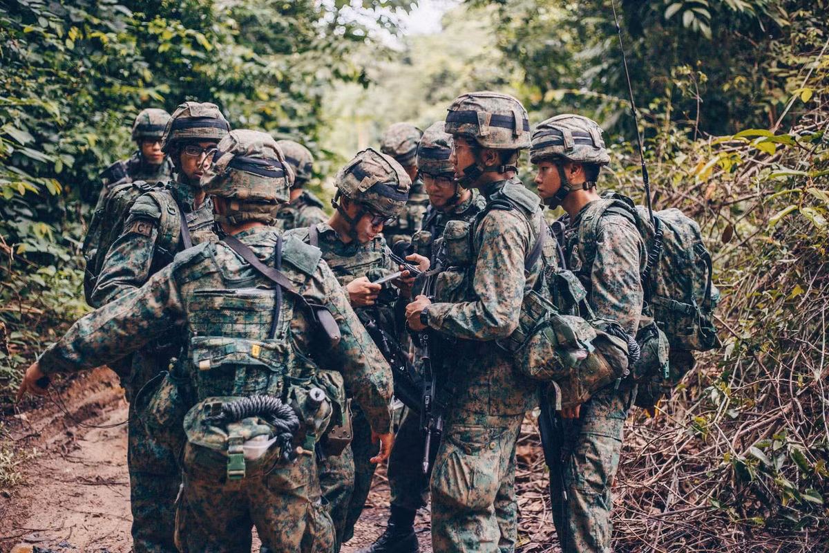 Quân đội Singapore được đánh giá rất cao, nhưng chỉ những người thực sự xuất sắc mới được tuyển chọn vào lực lượng đặc nhiệm. Đủ để thấy sức mạnh của lực lượng đặc nhiệm đến từ quốc đảo này.