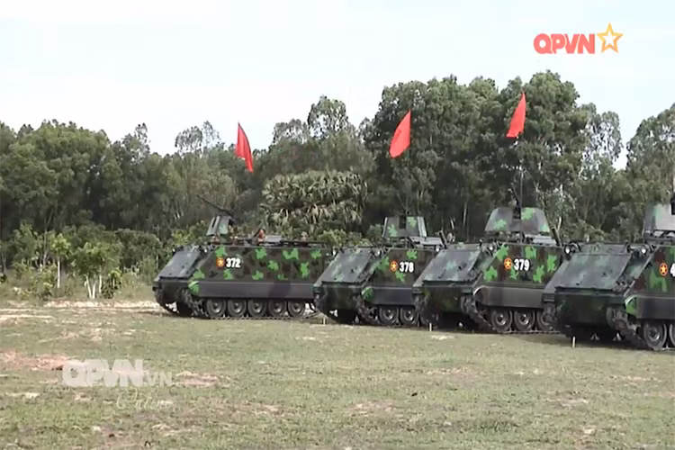 Kết quả của buổi bắn thử nghiệm và nghiệm thu chính là cơ sở cho Hội đồng Khoa học công nghệ cấp Bộ Quốc phòng đánh giá nghiệm thu để tiếp tục cải tiến, thay thế vũ khí trang bị kỹ thuật do Việt Nam thiết kế chế tạo, lắp trên trên xe thiết giáp M113A1 nhằm nâng cao khả năng tác chiến của bộ đội trong mọi điều kiện thời gian, thời tiết. Nguồn ảnh: QPVN.