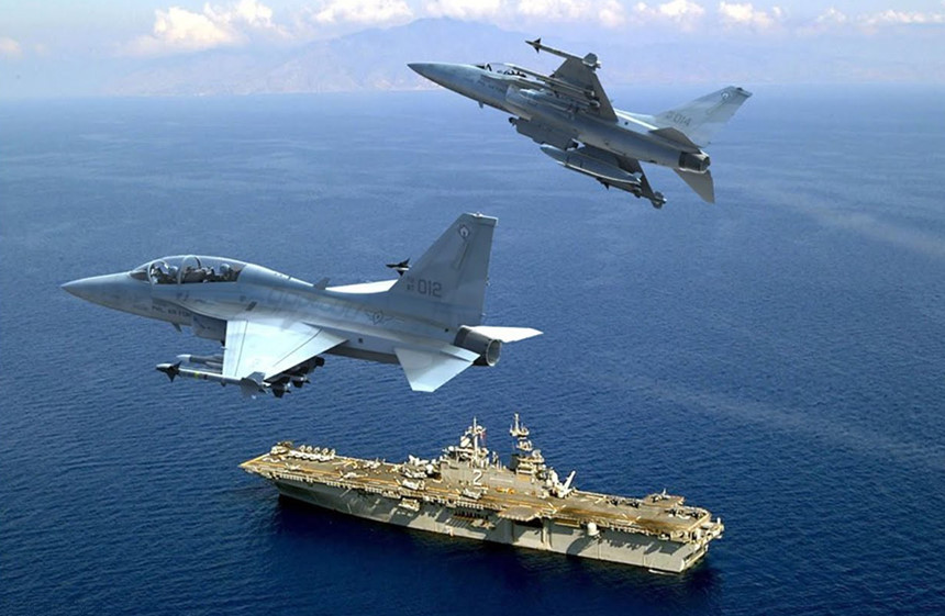 Máy bay huấn luyện kiêm tấn công hạng nhẹ T-50 do Hàn Quốc chế tạo là một vũ khí lợi hại khác giúp tăng cường sức mạnh tấn công mặt đất. Bên cạnh dùng cho ROKAF, T-50 đã được xuất khẩu cho một số quốc gia trên thế giới. Ảnh: Eastday.