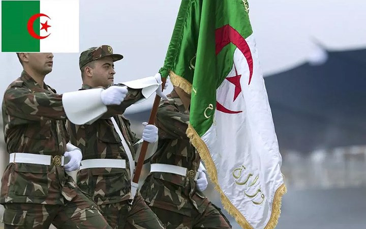 Thứ 25: Algeria – Ngân sách quốc phòng: 10,57 tỷ USD; Tổng số quân nhân: 792,350; Tổng số máy bay chiến đấu: 502; Xe tăng: 2.405; Xe chiến đấu thiết giáp: 6.754; Tàu hải quân: 85; Tàu khu trục: 0; Tàu ngầm: 6; Chỉ số sức mạnh: 0,4366 trong top 50 quốc gia có lực lượng vũ trang mạnh nhất thế giới.