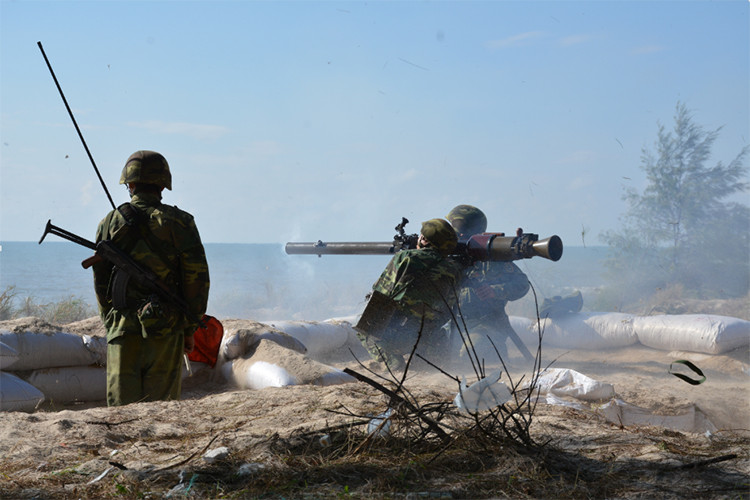 SPG-9 Trung đoàn 88, Sư đoàn 302 thực hành bắn đạn thật phòng thủ bở biển