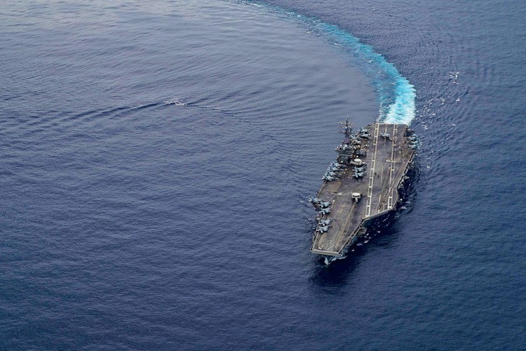 Biển Đông là tuyến hàng hải nhộn nhịp thứ hai thế giới.