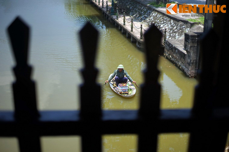 Trong văn hóa dân gian Bắc Bộ đầu thế kỷ 20 đã lưu truyền câu "cầu Nam, chùa Bắc, đình Đoài" để ca ngợi vẻ đẹp kiến trúc những cây cầu cổ ở xứ Sơn Nam, trong đó có cầu ngói Phát Diệm.