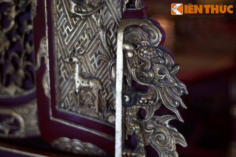 Hình tượng rồng trên trấn phong Hà Thanh Danh Thế.