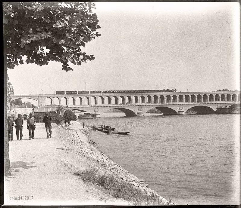 Cầu Auteuil Viaduct ở Paris, 1905. Ảnh: Monsieur Eugène.
