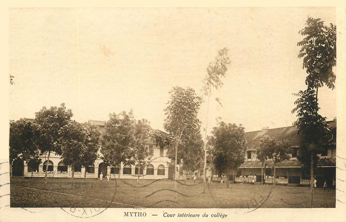 Trong sân trường đại học Mỹ Tho. Ảnh tư liệu.