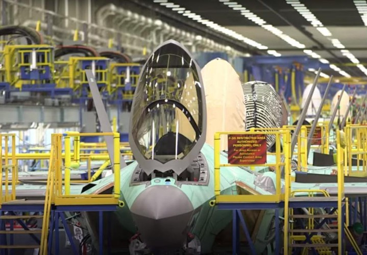 Mỹ vừa thông báo thời điểm cuối cùng những linh kiện và bộ phận của F-35 do Thổ Nhĩ Kỳ sản xuất chỉ được sử dụng đến hết tháng 3-2020. Sau đó, những linh kiện này sẽ được thay thế bằng nguồn cung cấp khác.