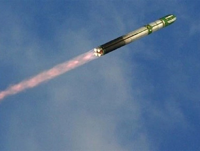 "Với RS-28 Sarmat, nỗi sợ hãi này không được quan sát thấy ít nhất là cho đến bây giờ, và điều đó nói lên rất nhiều thứ cần phải suy nghĩ", các chuyên gia ghi chú.