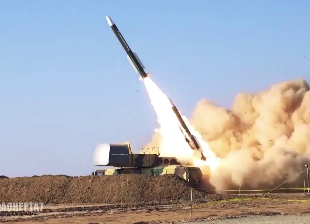 Nhưng có thể khẳng định rằng, chính quyền Iran đã phạm sai lầm tương tự như lỗi của chính quyền Ukraine năm 2014, khi họ biết về sự leo thang của tình hình trong không phận của đất nước, nhưng đã không tuyên bố đóng cửa không phận theo thông lệ.