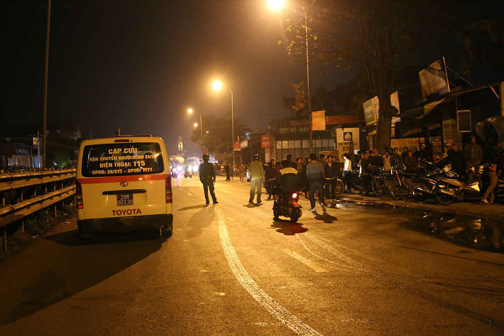 Hiện cơ quan chức năng đang điều tra, làm rõ nguyên nhân vụ cháy.