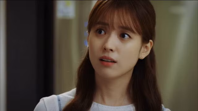 Thấy con trai dậy nấu mì cho vợ lúc nửa đêm, mẹ chồng làm việc này... Thay con trai day nau mi cho vo luc nua dem, me chong lam viec nay...