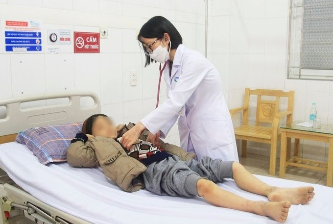 Be 8 tuoi bi di ung viem mao mach, nguy hiem tinh mang