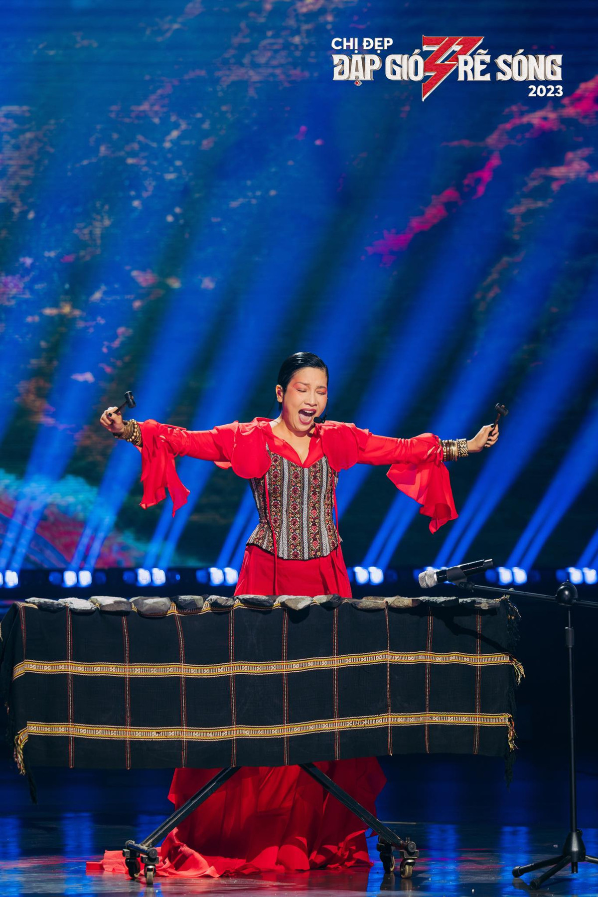 Diva My Linh: Doi, game nhu mot… moc mac chat “chi dai chi dep”-Hinh-3