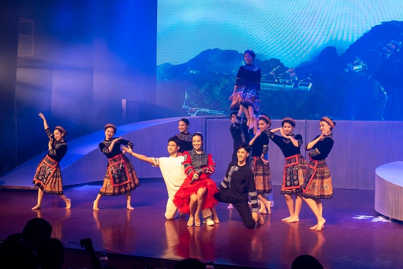 Tan Nhan, Tu Long den co vu co tro Luong Nguyet Anh-Hinh-5