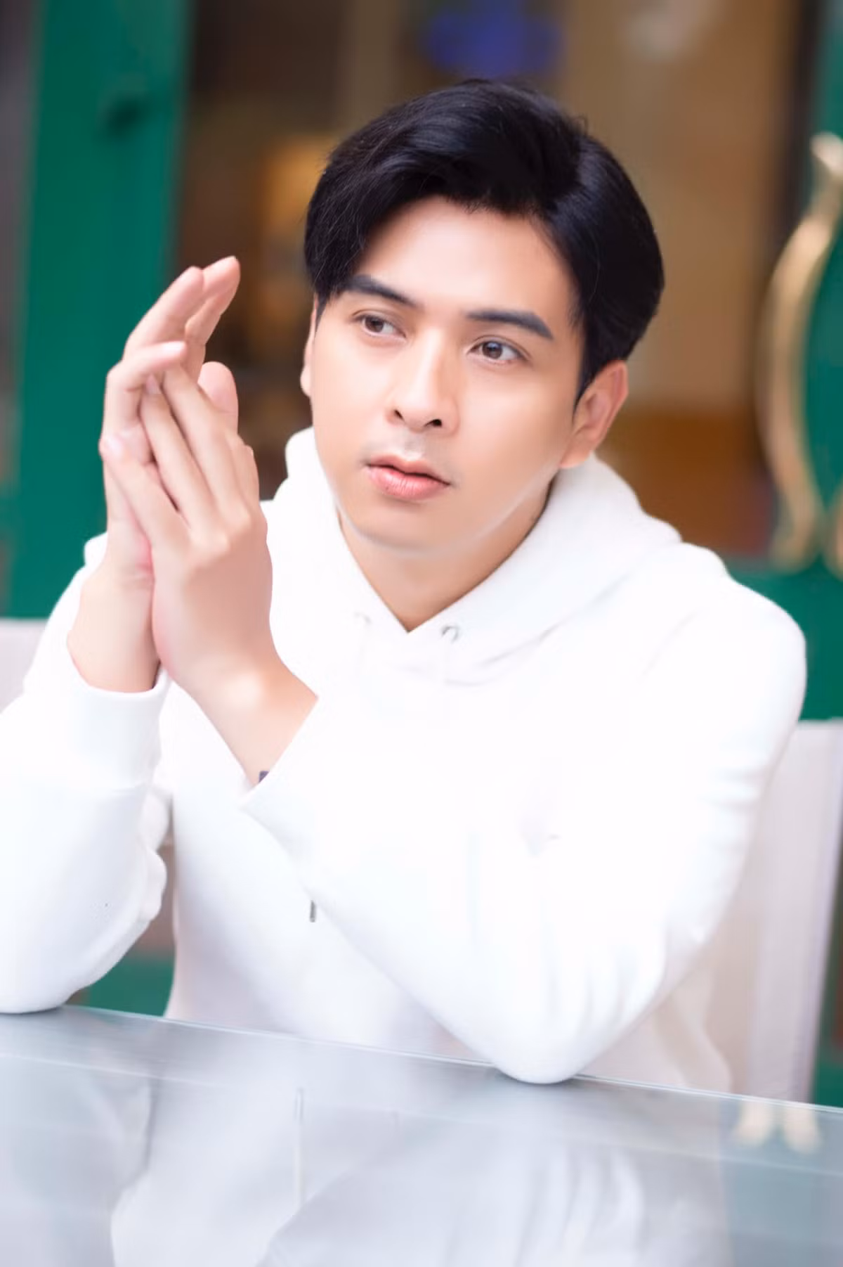 Sao Viet noi gi ve quang ba hinh anh thoi cong nghe so?-Hinh-3