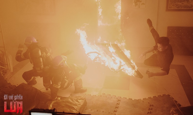 Xuan Phuc, Lanh Thanh am anh khi dong phim “Di ve phia lua“