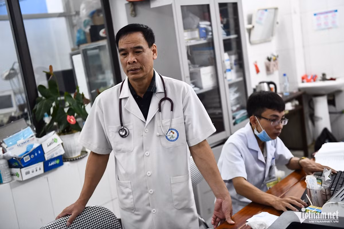 Ông Phạm Hồng Việt, Giám đốc Bệnh viện đa khoa huyện Bảo Yên cho biết, hiện tình trạng các bệnh nhân khá phức tạp, cần theo dõi ít nhất 1 tuần nữa mới có thể kết luận chính xác.