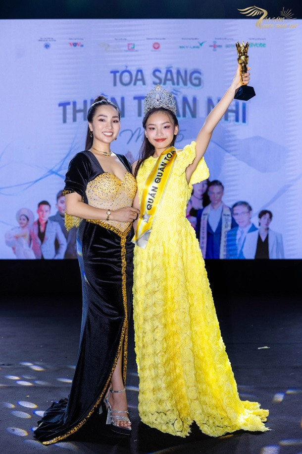 Chan dung tan Quan quan Toa sang thien than nhi mua 5-Hinh-3