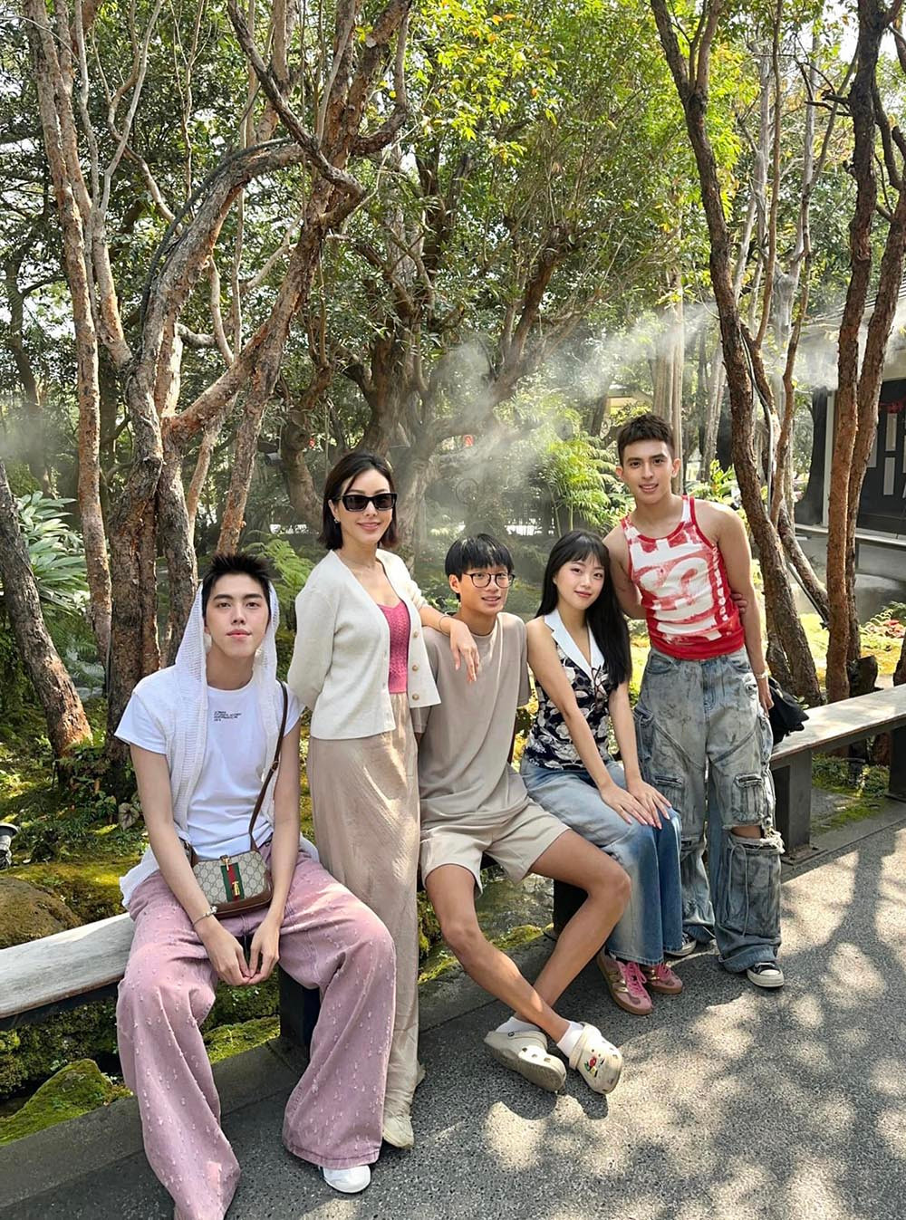 Những chuyến đi cùng với các con luôn cho cô cảm giác ấm áp và hạnh phúc.