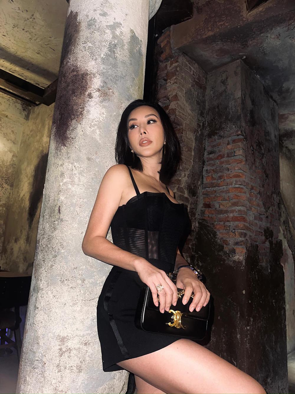 Đồng thời cô cũng là diễn giả cho hàng loạt các chương trình dành cho gia đình, phụ nữ, sinh viên…