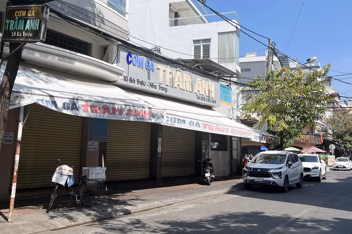 Hơn 220 người nhập viện, chủ quán cơm gà xin nhận trách nhiệm - Hình 3 Hon 220 nguoi nhap vien, chu quan com ga xin nhan trach nhiem-Hinh-3