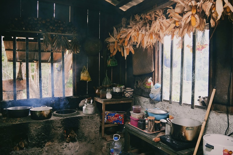 Ly Hai tiet lo hau truong phim 