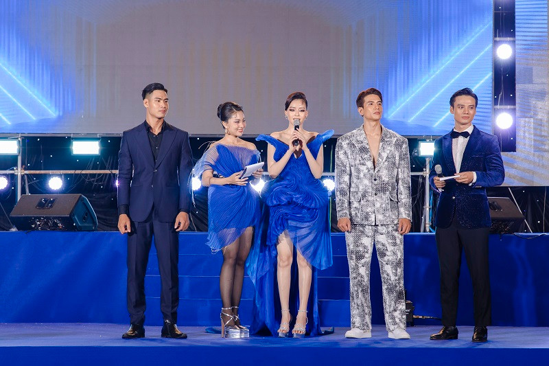 Top 36 thi sinh Mister Vietnam 2024 dien thoi trang o bien Phan Thiet-Hinh-4