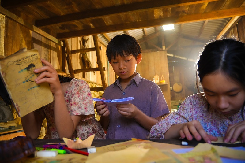 Tuy chỉ mới xuất hiện “chớp nhoáng” trong trailer nhưng màn góp mặt của hội “nhóc tỳ” nhà Lý Hải khiến khán giả vô cùng thích thú.