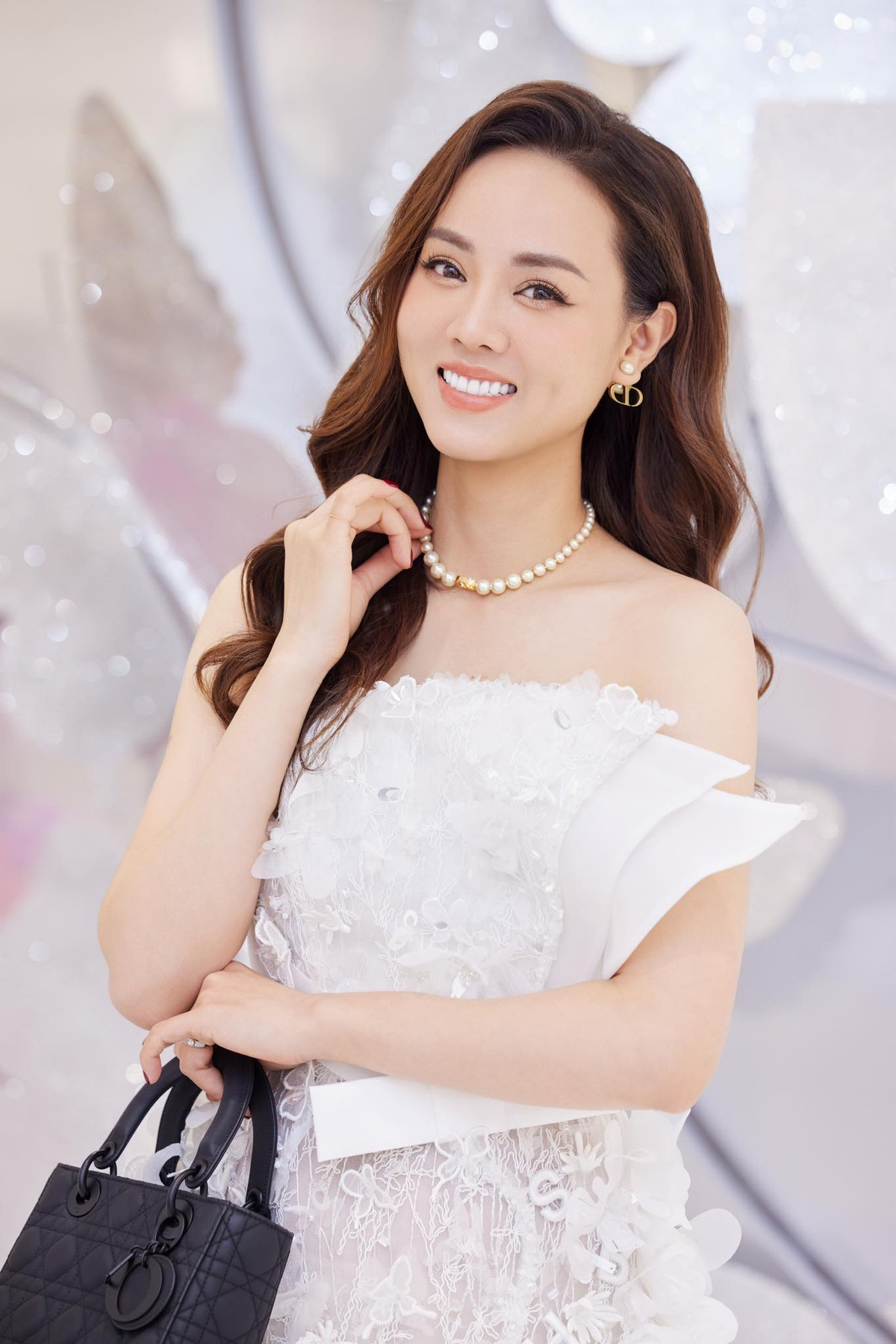 Ngọc Hà và NSND Công Lý có 5 năm yêu nhau trước khi quyết định tiến tới hôn nhân vào đầu năm 2021.