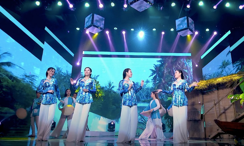 Don Tet 2024, nhom Sen Viet ra mat ca khuc “Mien que dau yeu”-Hinh-3