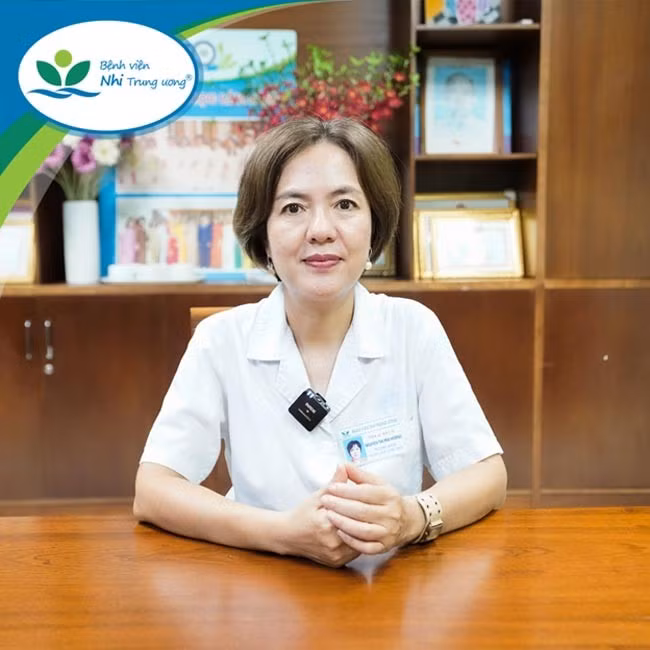 Be 8 tuoi suy than giai doan cuoi duoc hoi sinh nho ghep tang-Hinh-2