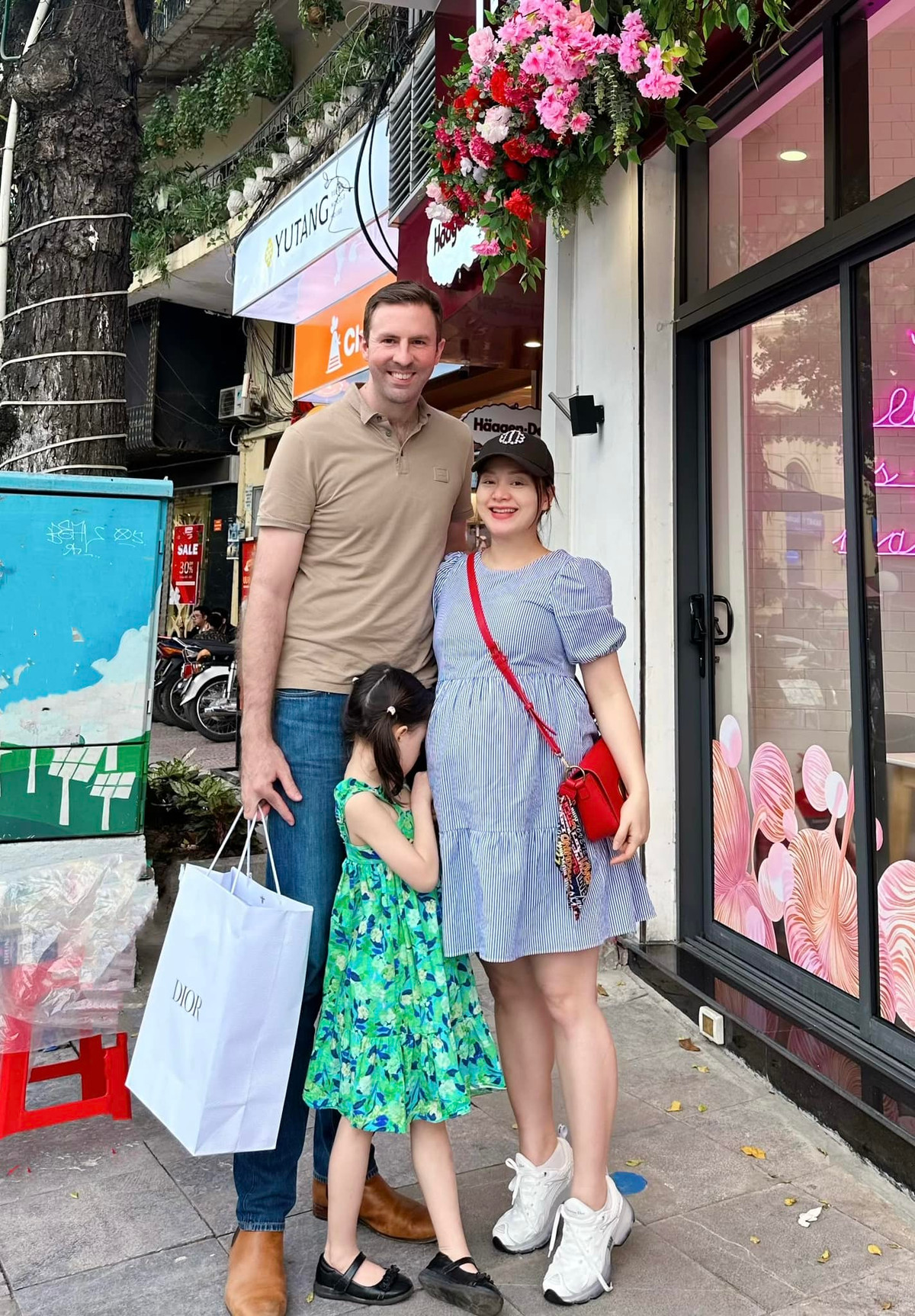 Năm 2018, Lan Phương kết hôn với David Duffy (người Anh), làm việc trong ngành khách sạn tại Hà Nội. Vào tháng 5 cùng năm, vợ chồng Lan Phương chào đón con gái Lina Linh Duffy.