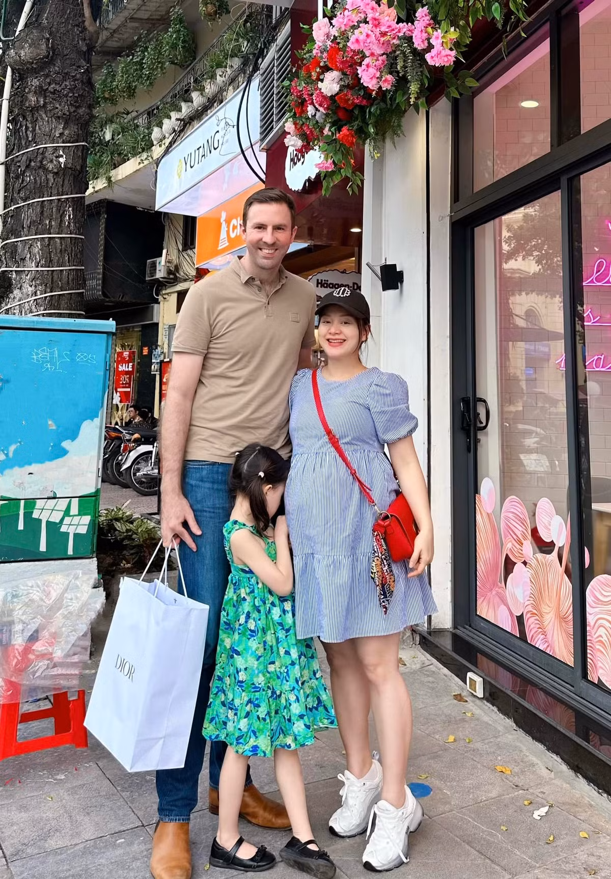 Năm 2018, Lan Phương kết hôn với David Duffy (người Anh), làm việc trong ngành khách sạn tại Hà Nội. Vào tháng 5 cùng năm, vợ chồng Lan Phương chào đón con gái Lina Linh Duffy.