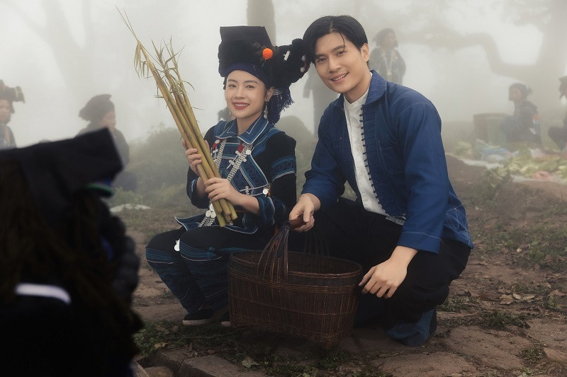 Lam Bao Chau bat ngo xuat hien trong MV moi cua Nguyen Thu Hang-Hinh-3