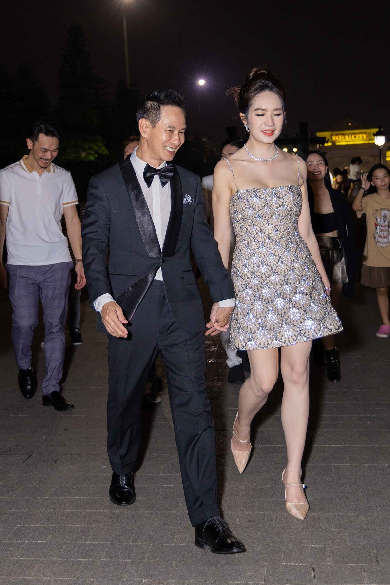 Ly Hai - Minh Ha cung dan sao ra mat phim 