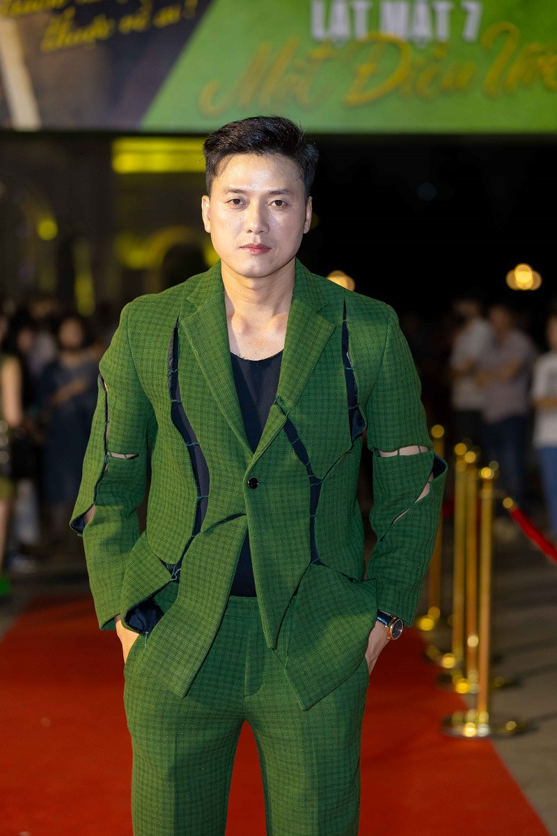 Diễn viên Quách Ngọc Tuyên góp mặt tại sự kiện. Anh là một trong 5 người con của bà Hai trong phim.